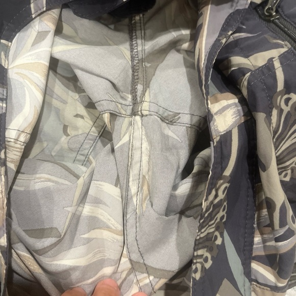 Patagonia Swim Trunks Men 30 Blue Floral Bird Of Paradise Wavefarer Board Shorts - Picture 7 of 9